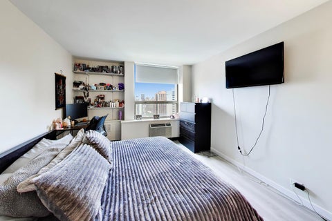 Tiny photo for 1455 N Sandburg Terrace #2306B, Chicago, IL 60610 (MLS # 12753898)