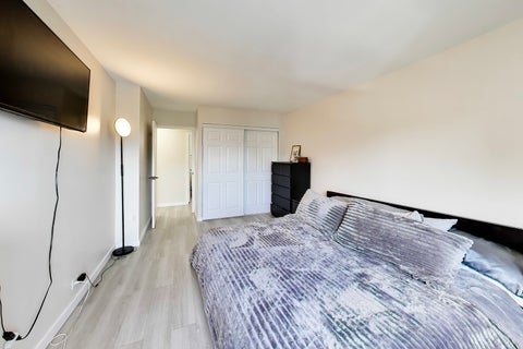 Tiny photo for 1455 N Sandburg Terrace #2306B, Chicago, IL 60610 (MLS # 12753898)