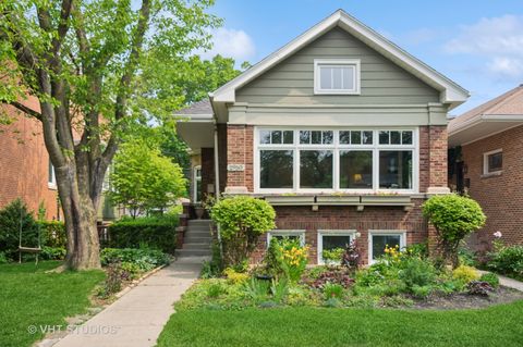 2950 W Wilson Avenue Chicago IL 60625