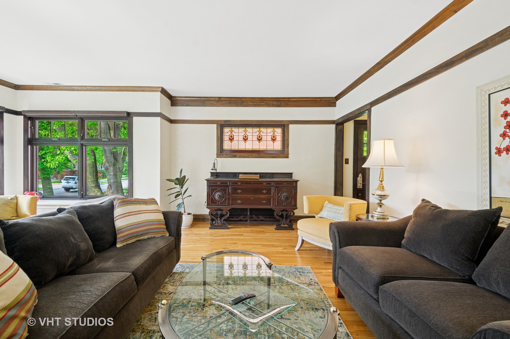 2950 W Wilson Avenue