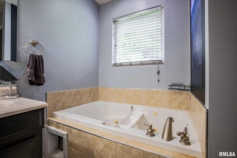 Tiny photo for 1710 George Sims Road, Marion, IL 62959 (MLS # EB458968)