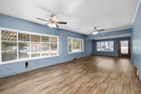 Tiny photo for 5108 6TH Avenue, Moline, IL 61265 (MLS # 100000265)