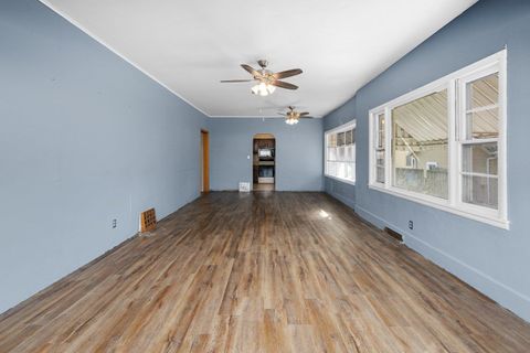 Tiny photo for 5108 6TH Avenue, Moline, IL 61265 (MLS # 100000265)