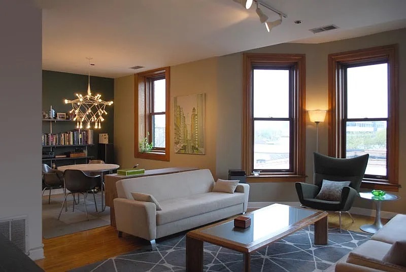 550 W SURF Street 513
