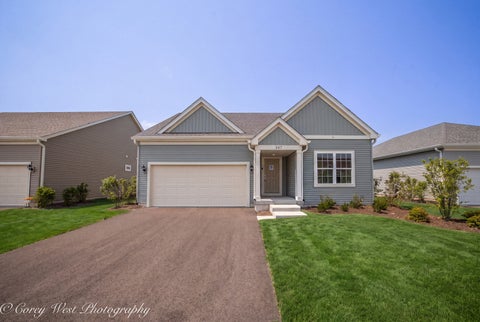Photo of 347 N Aspen Drive, Cortland, IL 60112 (MLS # 12714766)