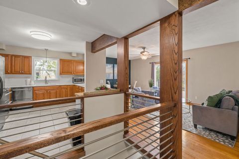 Tiny photo for 5002 Fairhaven Road, Davenport, IA 52807 (MLS # 12599060)