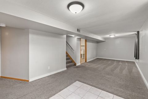 Tiny photo for 5002 Fairhaven Road, Davenport, IA 52807 (MLS # 12599060)