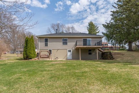 Tiny photo for 5002 Fairhaven Road, Davenport, IA 52807 (MLS # 12599060)
