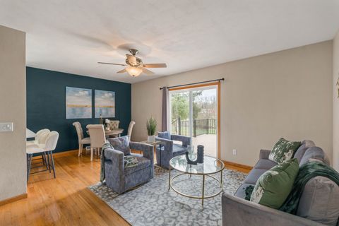 Tiny photo for 5002 Fairhaven Road, Davenport, IA 52807 (MLS # 12599060)