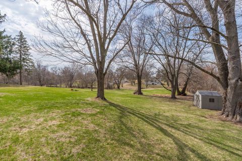 Tiny photo for 5002 Fairhaven Road, Davenport, IA 52807 (MLS # 12599060)
