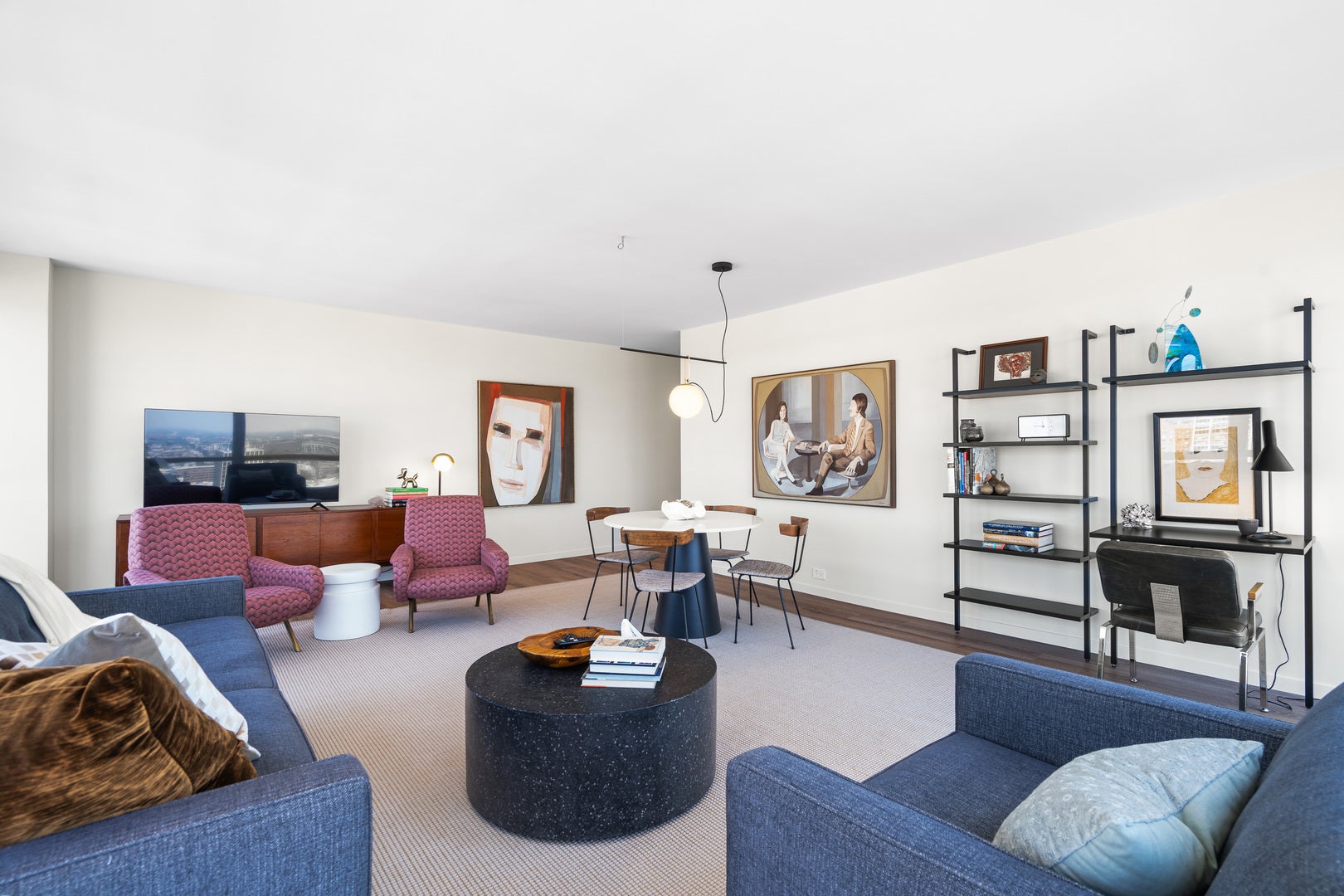 340 W Diversey Parkway 2216