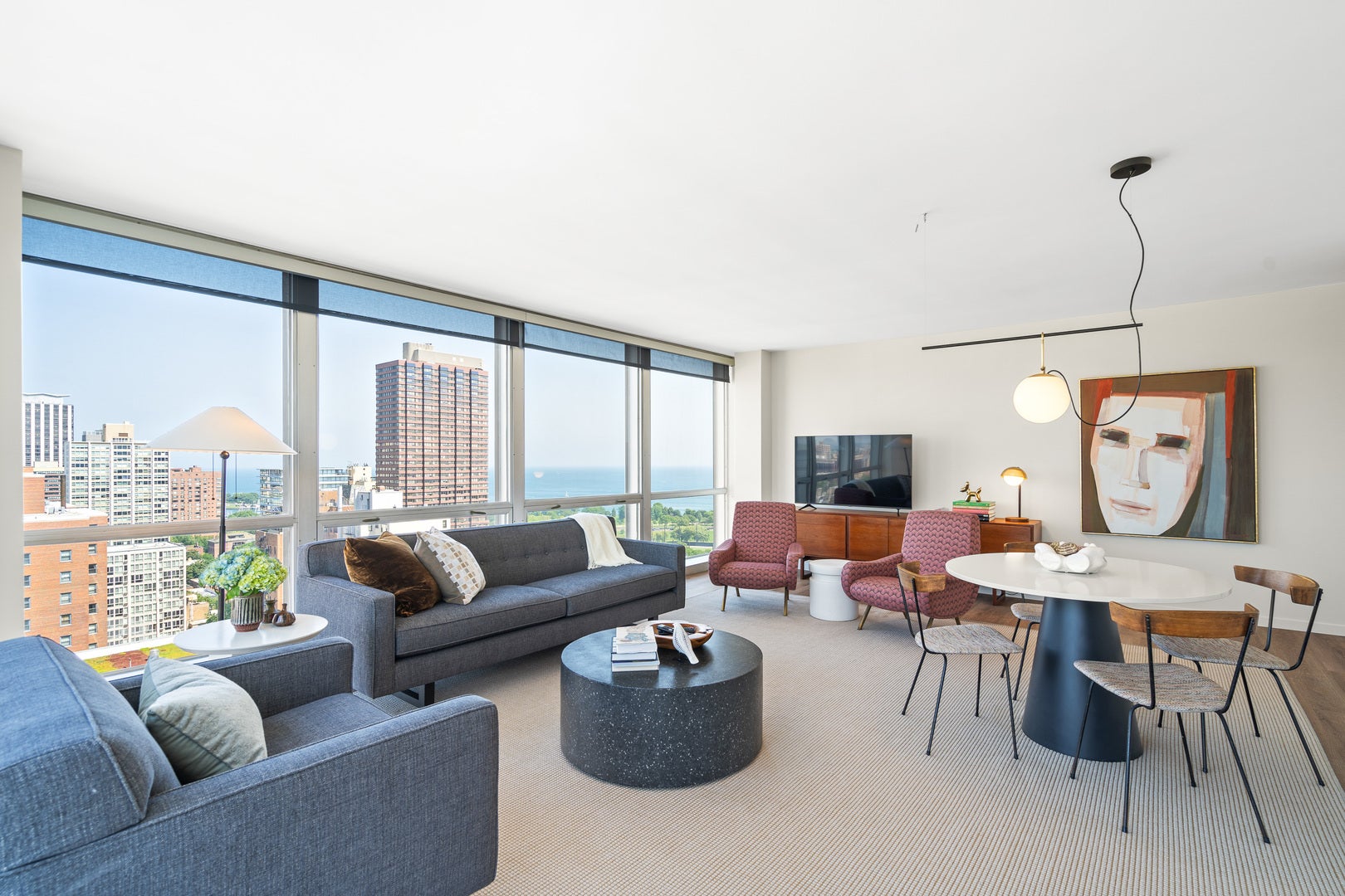 340 W Diversey Parkway 2216