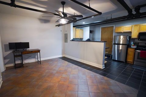 Tiny photo for 4402 N Malden Street #G, Chicago, IL 60640 (MLS # 12552836)