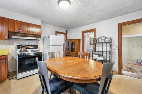 Tiny photo for 426 N Grove Avenue, Elgin, IL 60120 (MLS # 12465361)