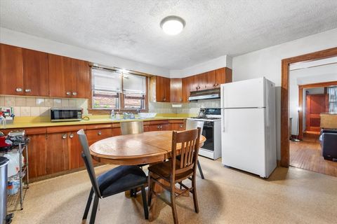 Tiny photo for 426 N Grove Avenue, Elgin, IL 60120 (MLS # 12465361)