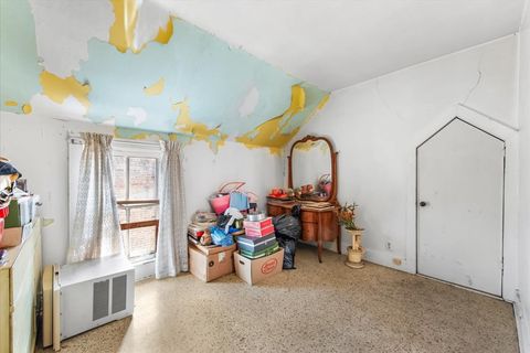 Tiny photo for 426 N Grove Avenue, Elgin, IL 60120 (MLS # 12465361)