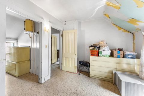 Tiny photo for 426 N Grove Avenue, Elgin, IL 60120 (MLS # 12465361)
