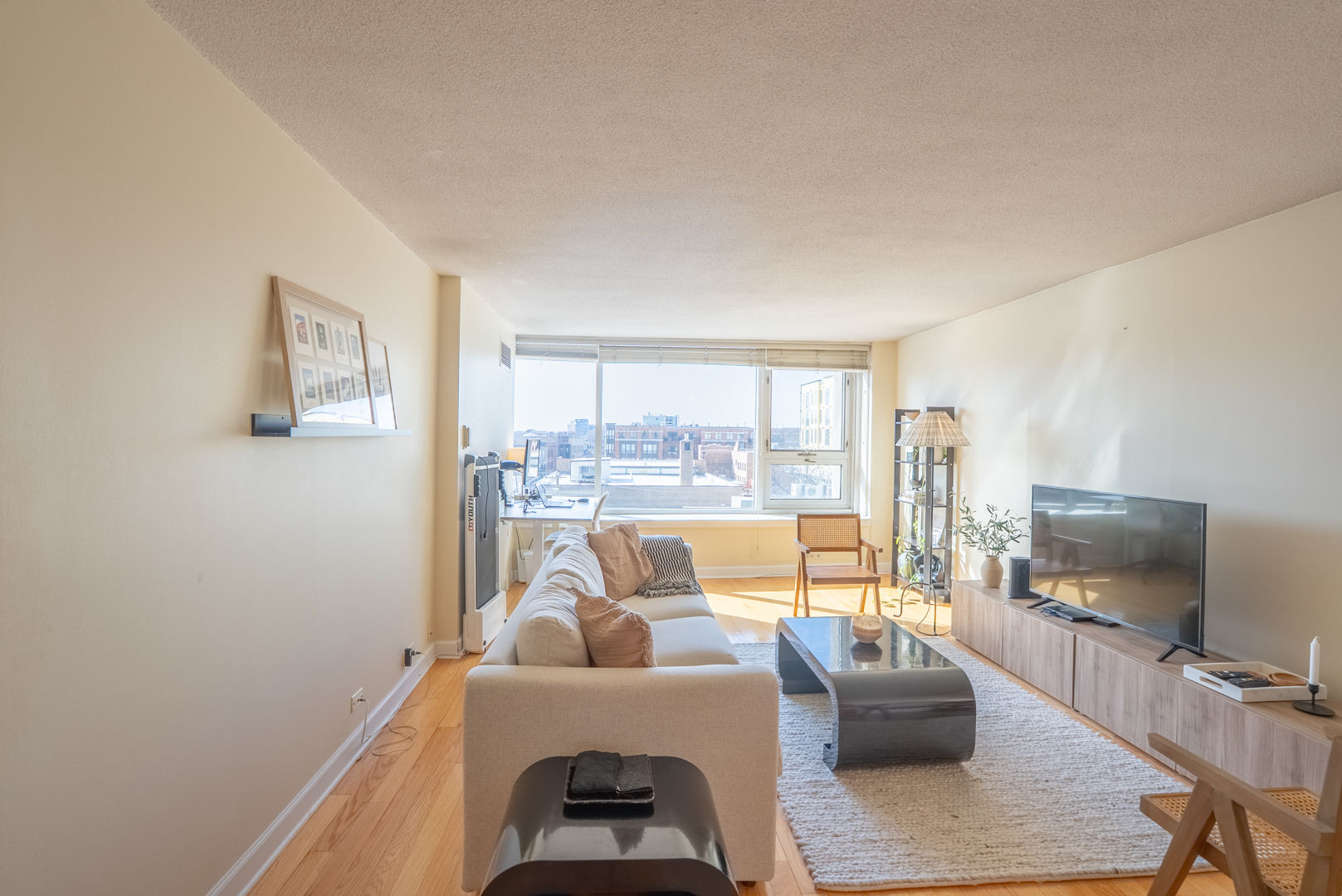 2728 N Hampden Court 610