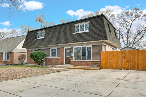 Tiny photo for 12919 E Playfield Drive, Crestwood, IL 60418 (MLS # 12544724)