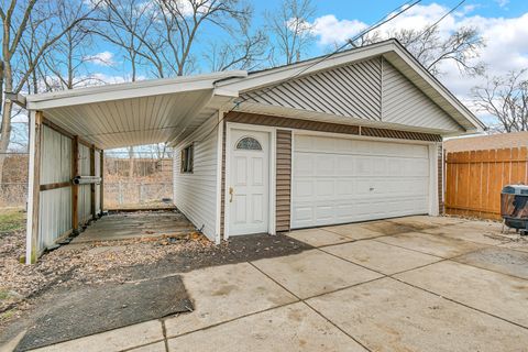 Tiny photo for 12919 E Playfield Drive, Crestwood, IL 60418 (MLS # 12544724)