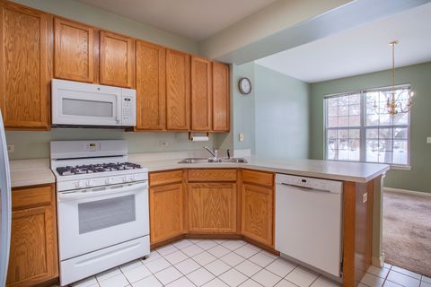 Tiny photo for 860 Amelia Court, Grayslake, IL 60030 (MLS # 12587263)