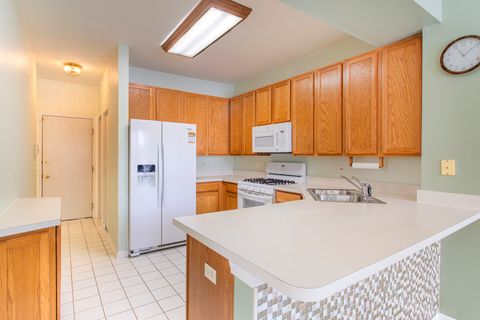 Tiny photo for 860 Amelia Court, Grayslake, IL 60030 (MLS # 12587263)