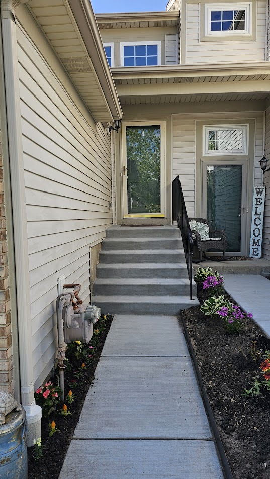 3623 Roanoke Avenue