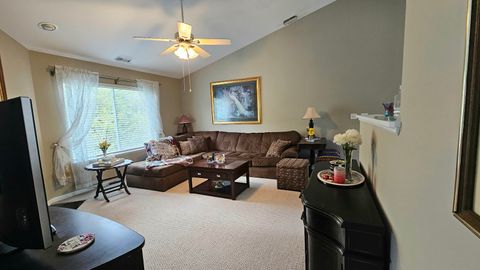Tiny photo for 3623 Roanoke Avenue, Carpentersville, IL 60110 (MLS # 12642203)