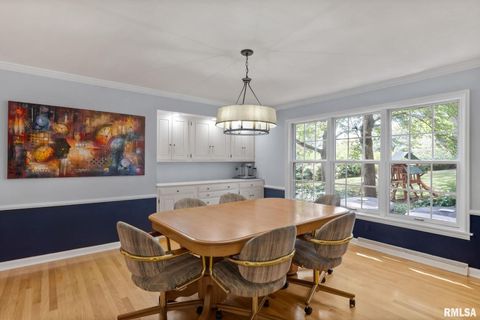 Tiny photo for 1 OAK PARK Drive, Bettendorf, IA 52722 (MLS # QC4267431)