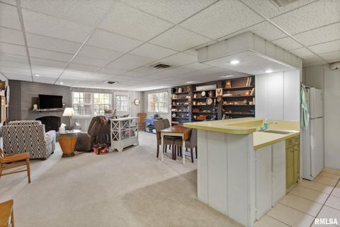 Tiny photo for 1 OAK PARK Drive, Bettendorf, IA 52722 (MLS # QC4267431)