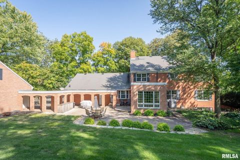 Tiny photo for 1 OAK PARK Drive, Bettendorf, IA 52722 (MLS # QC4267431)