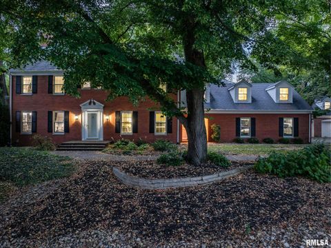 Tiny photo for 1 OAK PARK Drive, Bettendorf, IA 52722 (MLS # QC4267431)