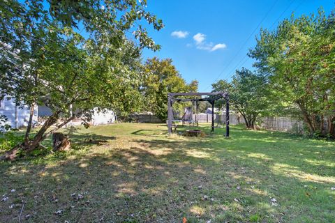Tiny photo for 10241 W Bairstow Avenue, Beach Park, IL 60087 (MLS # 12493297)