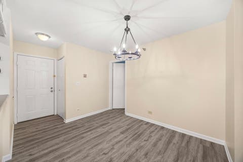 Tiny photo for 214 Glengarry Drive #201, Bloomingdale, IL 60108 (MLS # 12558313)