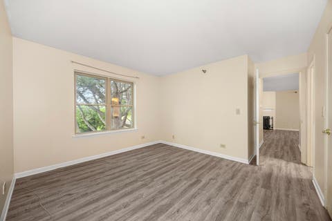 Tiny photo for 214 Glengarry Drive #201, Bloomingdale, IL 60108 (MLS # 12558313)