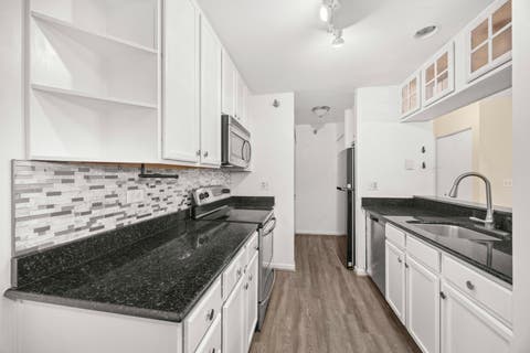 Tiny photo for 214 Glengarry Drive #201, Bloomingdale, IL 60108 (MLS # 12558313)