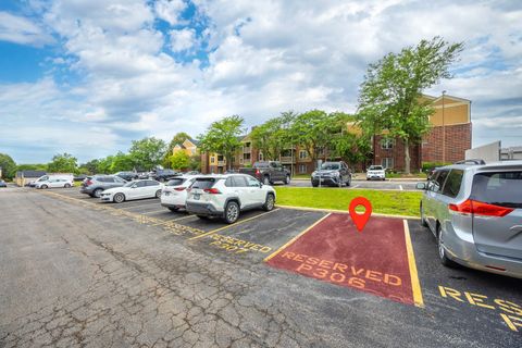 Tiny photo for 214 Glengarry Drive #201, Bloomingdale, IL 60108 (MLS # 12558313)
