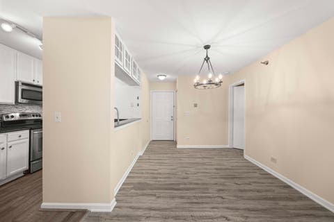 Tiny photo for 214 Glengarry Drive #201, Bloomingdale, IL 60108 (MLS # 12558313)