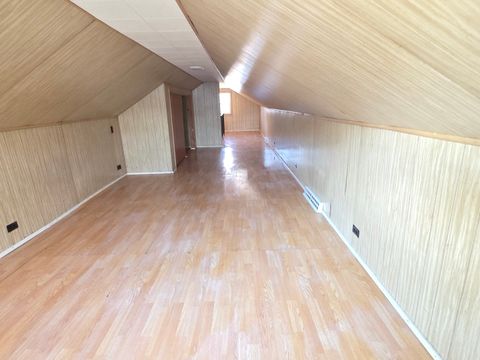 Tiny photo for 634 W Ridgeland Avenue, Waukegan, IL 60085 (MLS # 12565370)