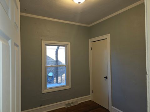 Tiny photo for 634 W Ridgeland Avenue, Waukegan, IL 60085 (MLS # 12565370)