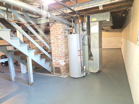 Tiny photo for 634 W Ridgeland Avenue, Waukegan, IL 60085 (MLS # 12565370)