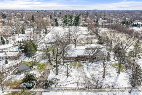 Tiny photo for 116 E Farnham Lane, Wheaton, IL 60189 (MLS # 12565279)