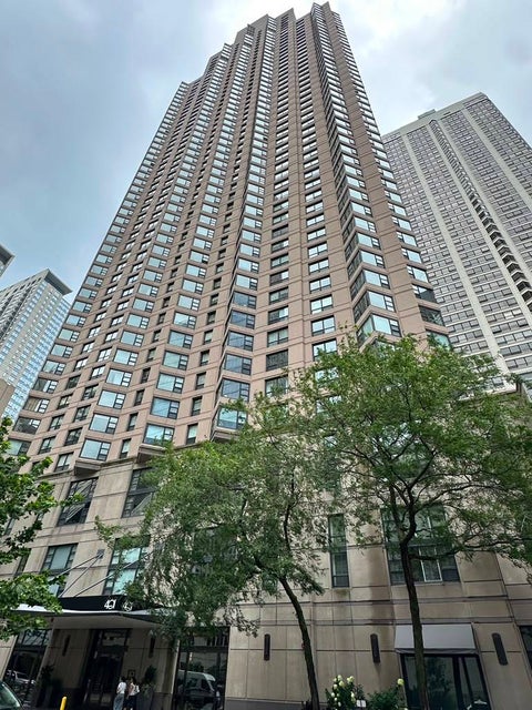 Photo of 401 E ONTARIO Street #2307, Chicago, IL 60611 (MLS # 12719746)