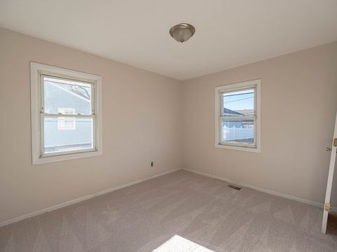 Tiny photo for 1621 Innercircle Drive, Crest Hill, IL 60403 (MLS # 12521870)