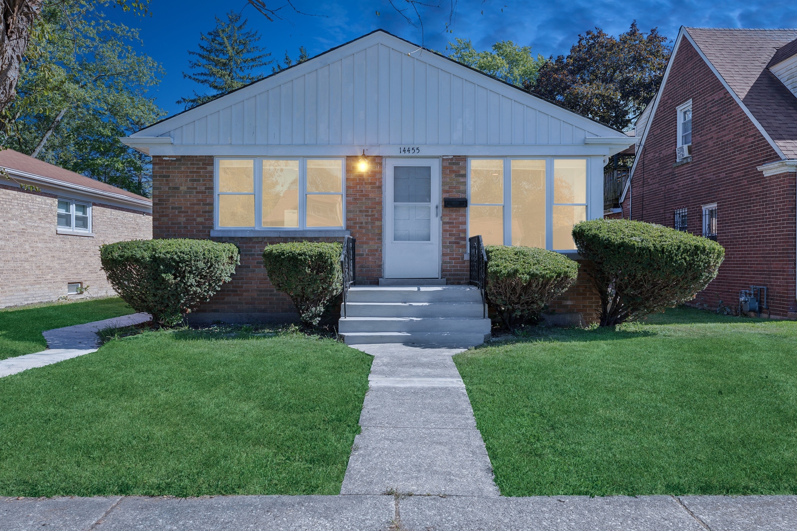 14455 Des Plaines Street