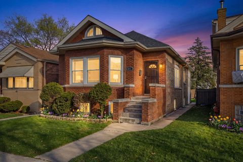 Tiny photo for 8011 S Michigan Avenue, Chicago, IL 60619 (MLS # 12542127)