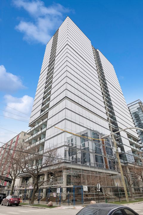 Photo of 860 W Blackhawk Street #1504, Chicago, IL 60642 (MLS # 12565147)