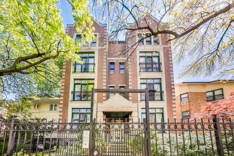 1349 W Chase Avenue 2E Chicago IL 60626
