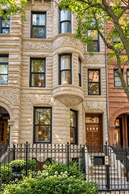 1318 N ASTOR ST, CHICAGO, IL 60610 - Image e59adff7b3206f95cfa816acecfd71d8/2743051182