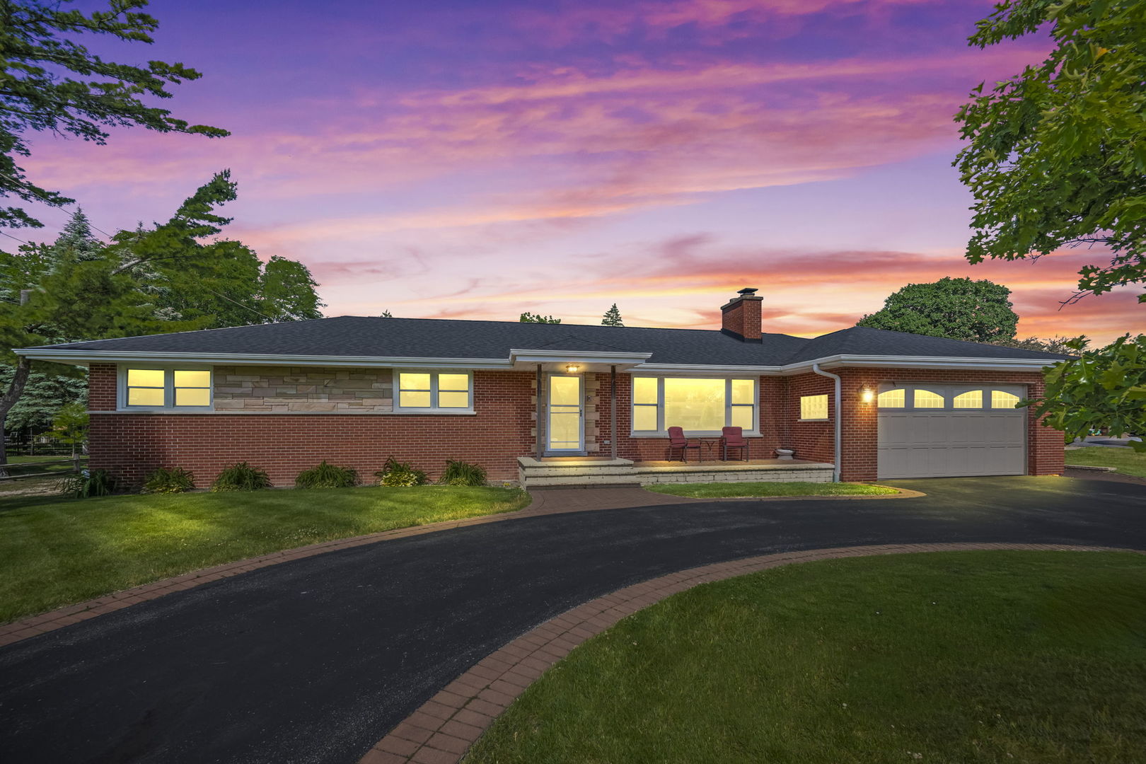 4 Garden Court
